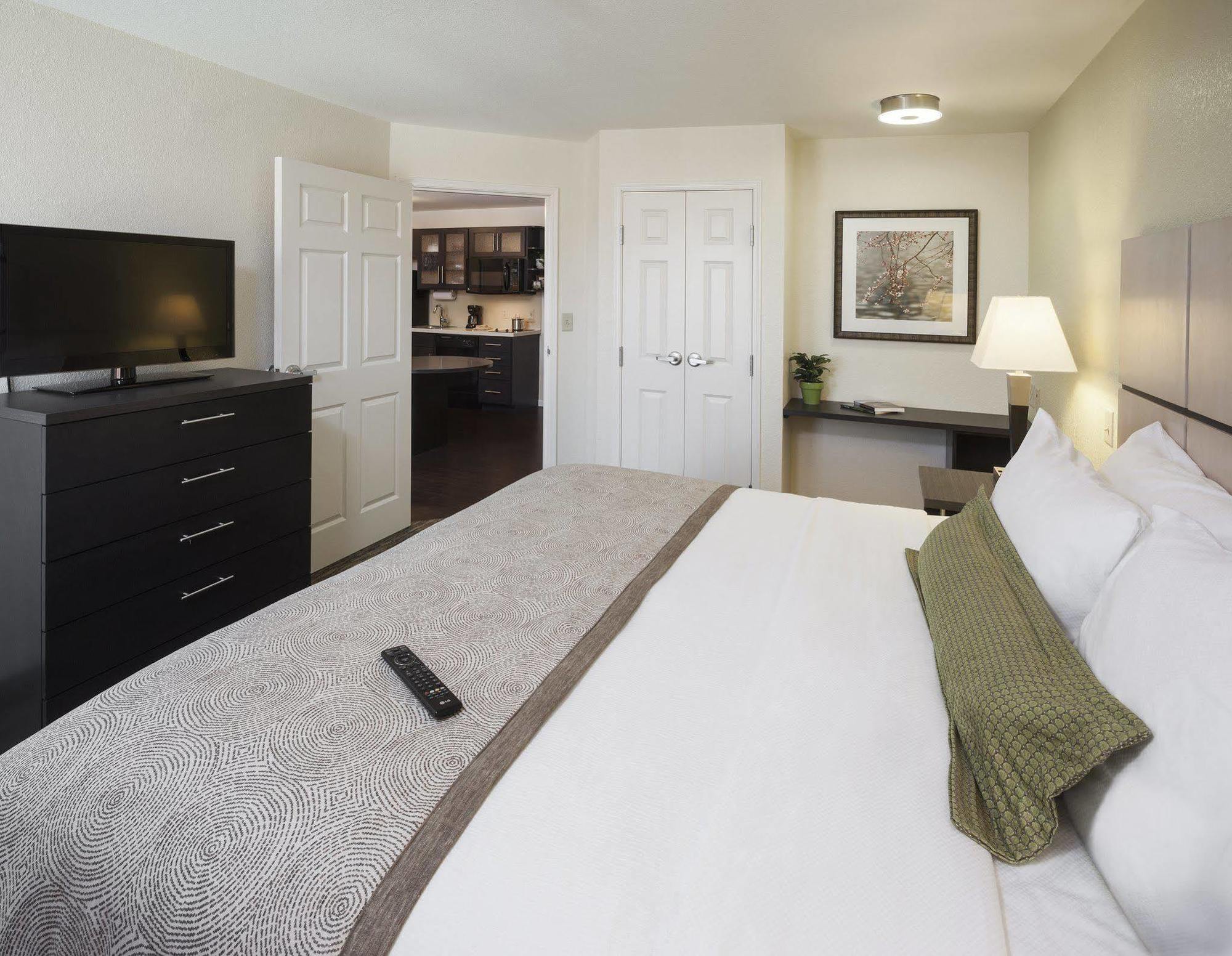Candlewood Suites Auburn By Ihg Экстерьер фото